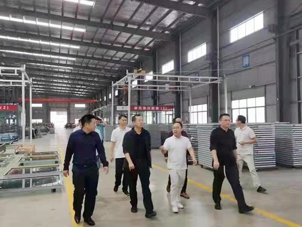 程永东调研尊龙时凯人生就是搏官网z6mg科技_副本.jpg 程永东调研尊龙时凯人生就是搏官网z6mg科技_副本.jpg